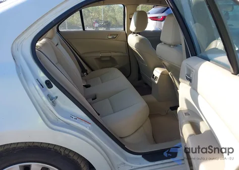 2011 Suzuki Kizashi S from USA, damaged, VIN JS2RF9A18B6110107